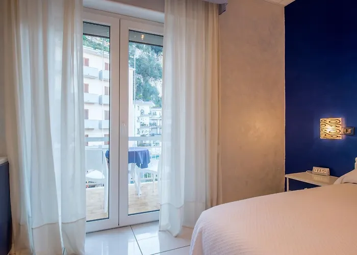 לינה וארוחת בוקר House Matilde 4*